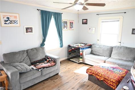 94 N 5th Street Rittman OH 44270
