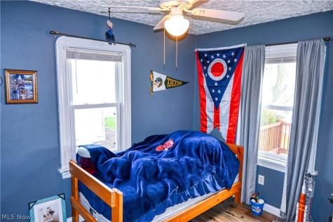 94 N 5th Street Rittman OH 44270