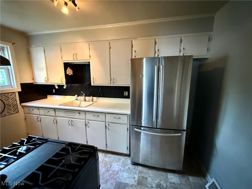 46 Brown Street Barberton OH 44203