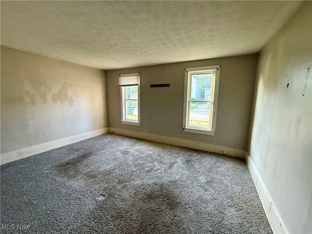 46 Brown Street Barberton OH 44203