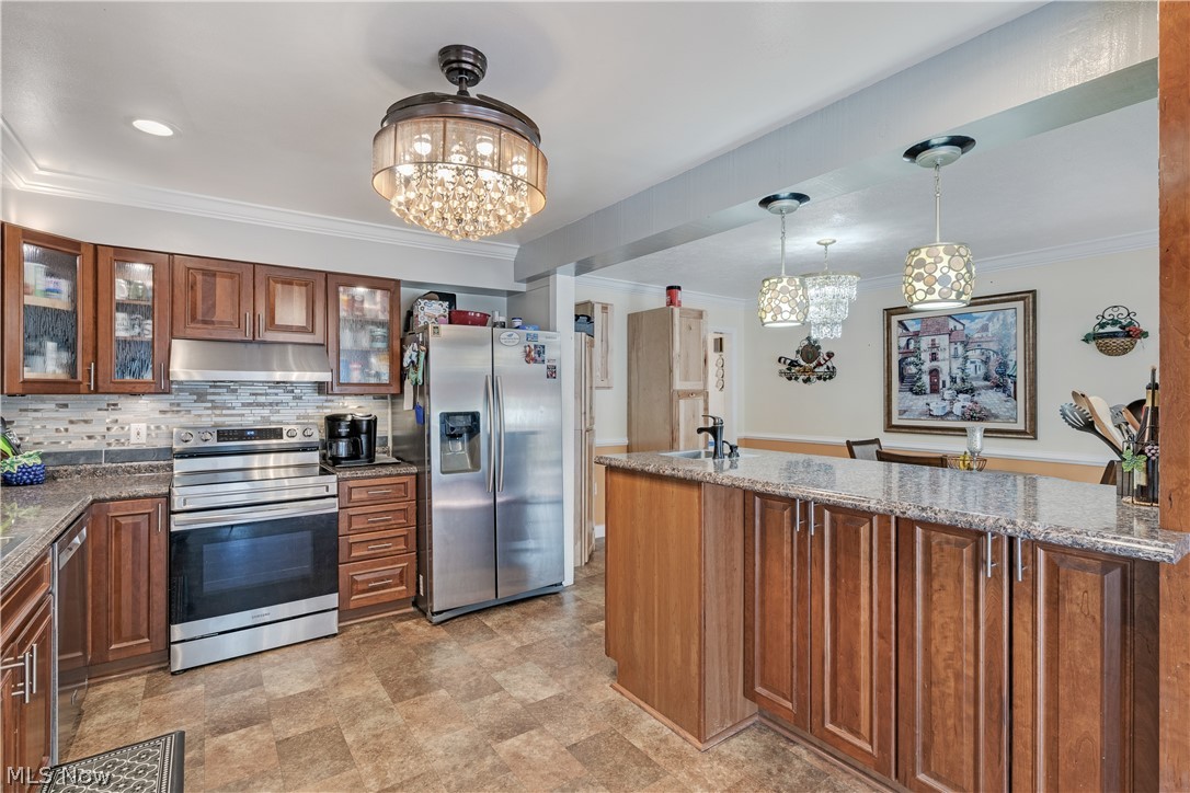 250 Greenridge Drive Geneva OH 44041