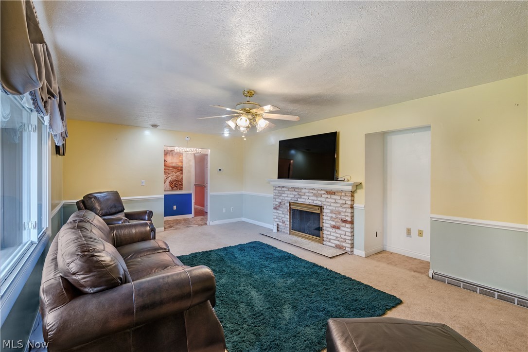 250 Greenridge Drive Geneva OH 44041