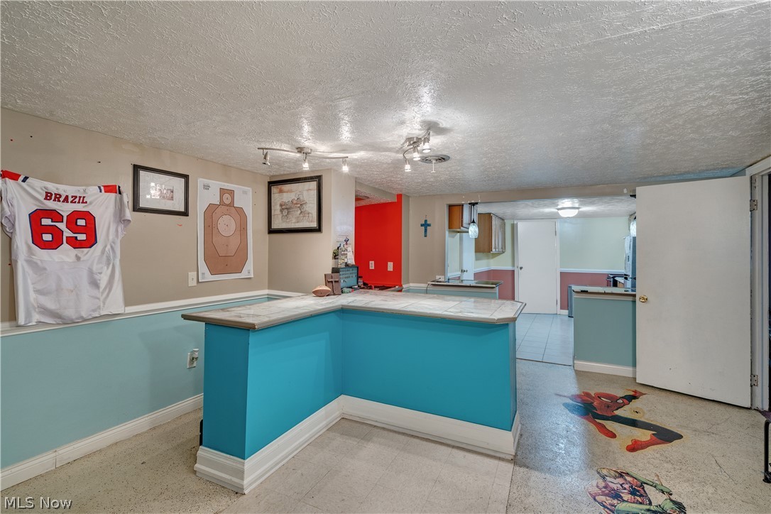 250 Greenridge Drive Geneva OH 44041