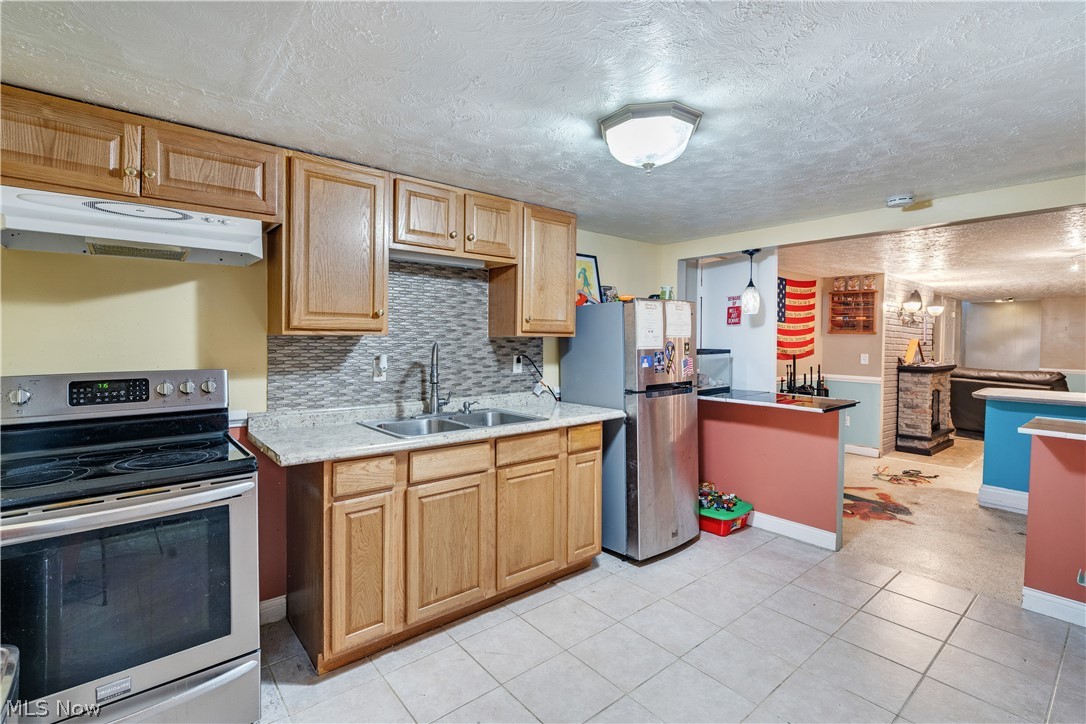 250 Greenridge Drive Geneva OH 44041