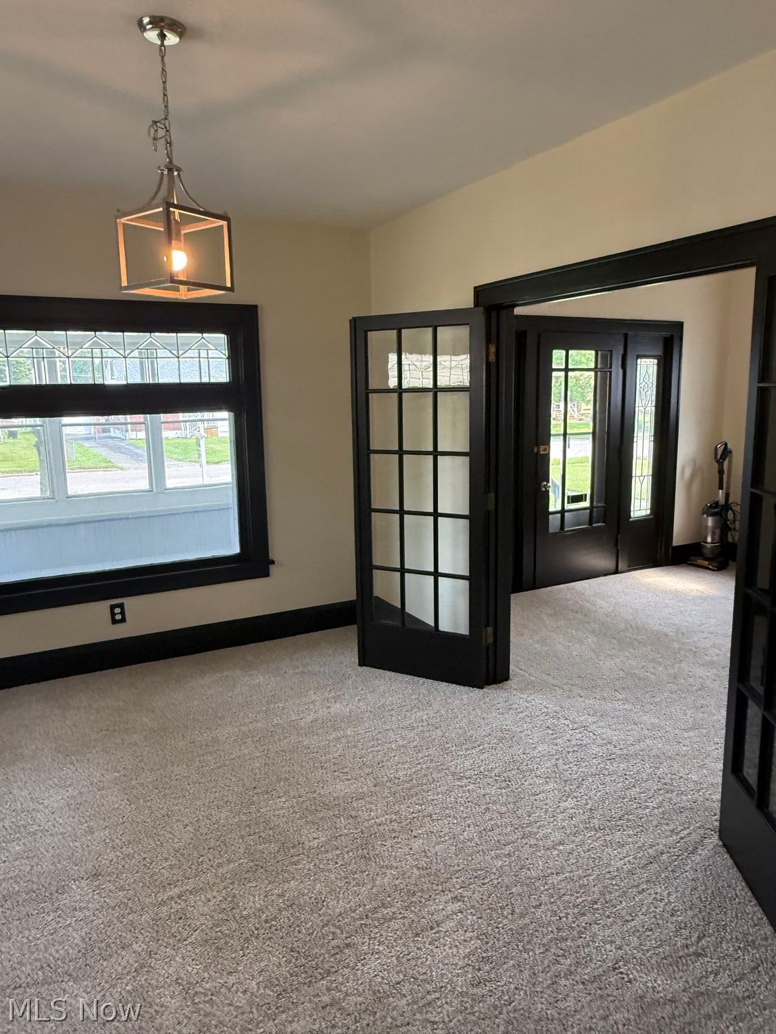 476 Sexton Street Struthers OH 44471