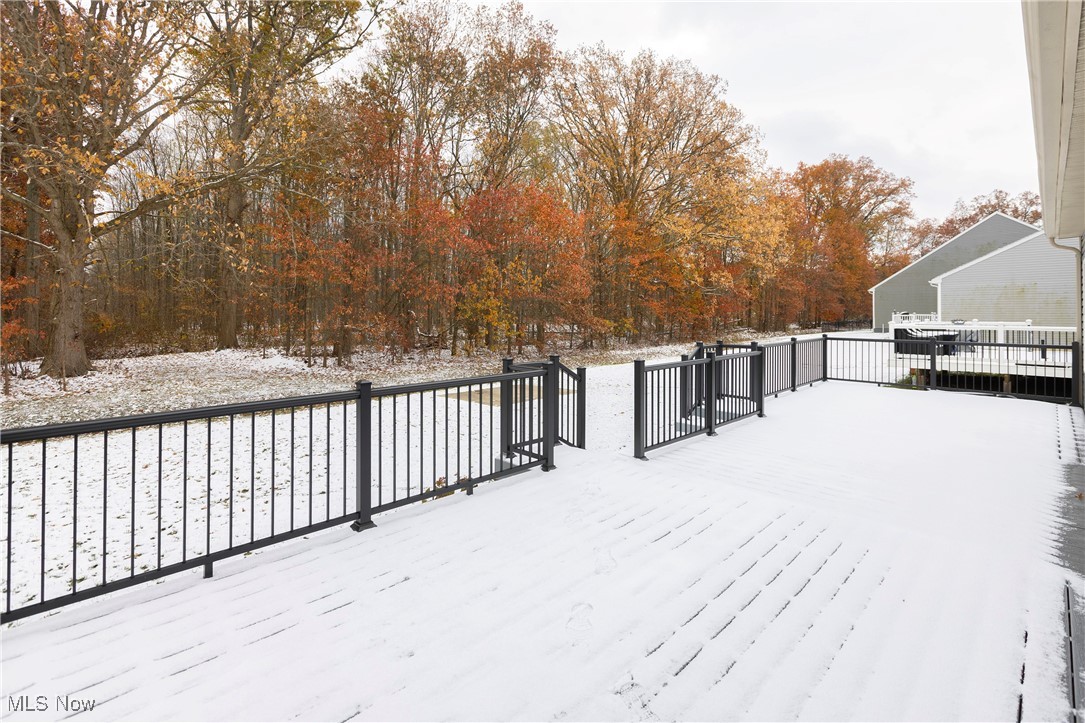 7573 Greenlawn Drive North Ridgeville OH 44039