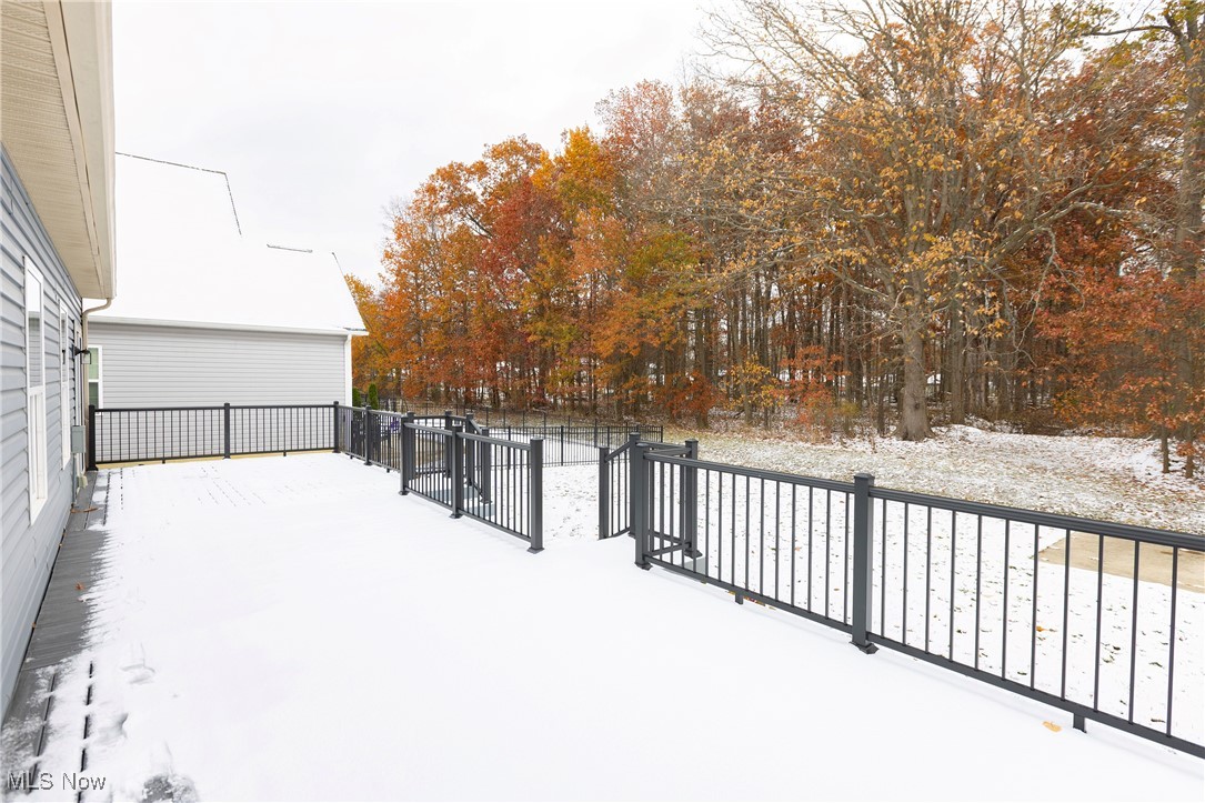 7573 Greenlawn Drive North Ridgeville OH 44039