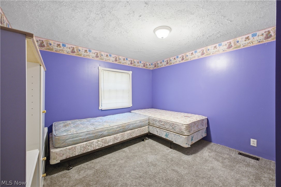 5018 Fairfield School Road Columbiana OH 44408
