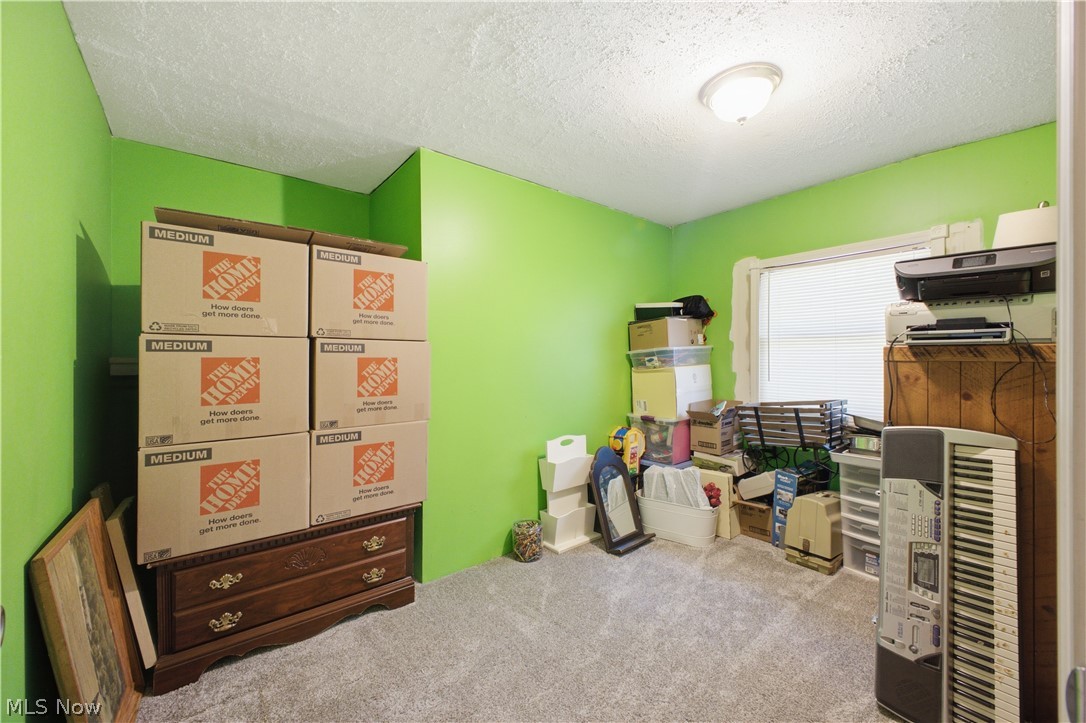 5018 Fairfield School Road Columbiana OH 44408