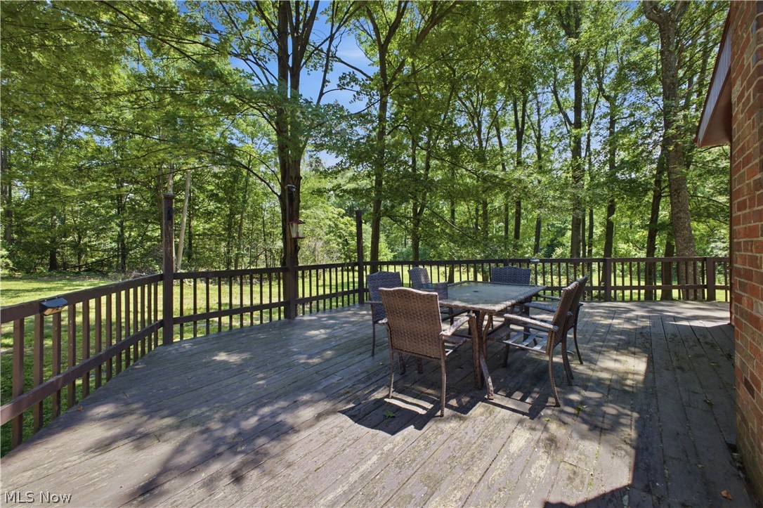 5018 Fairfield School Road Columbiana OH 44408