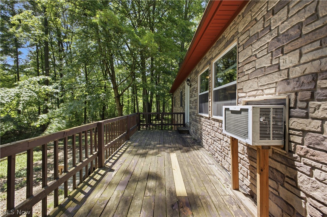 5018 Fairfield School Road Columbiana OH 44408