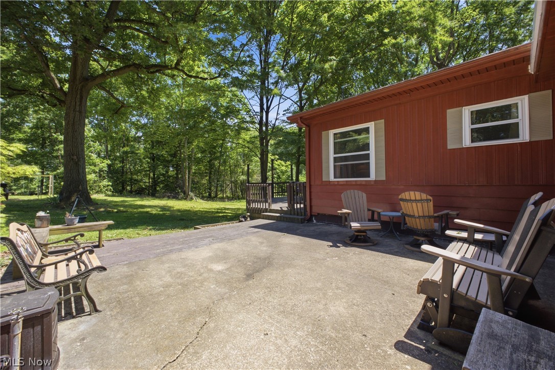 5018 Fairfield School Road Columbiana OH 44408