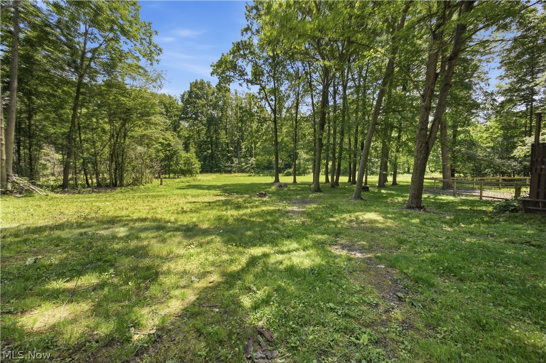 5018 Fairfield School Road Columbiana OH 44408