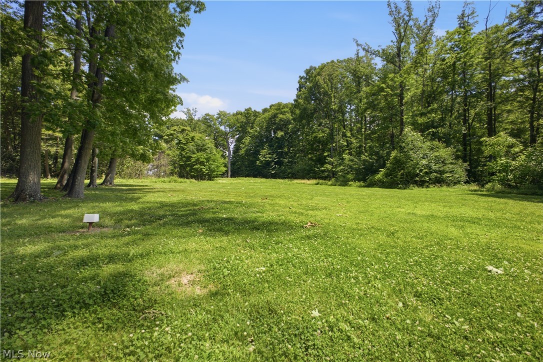 5018 Fairfield School Road Columbiana OH 44408