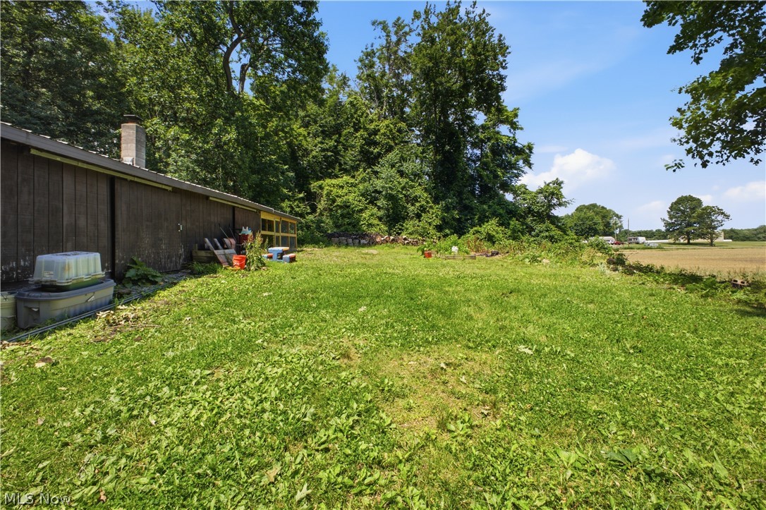 5018 Fairfield School Road Columbiana OH 44408