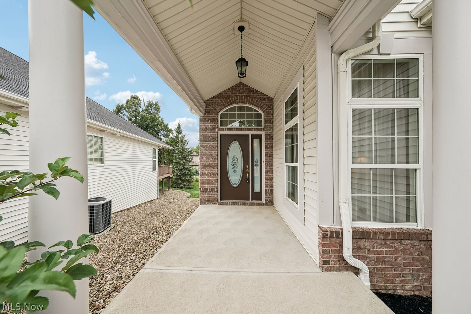 18456 Bunker Hill Drive Strongsville OH 44136