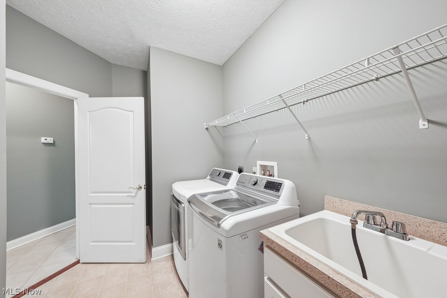 18456 Bunker Hill Drive Strongsville OH 44136