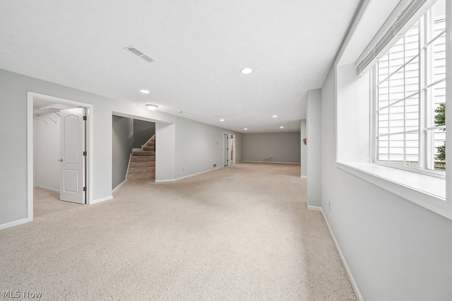 18456 Bunker Hill Drive Strongsville OH 44136
