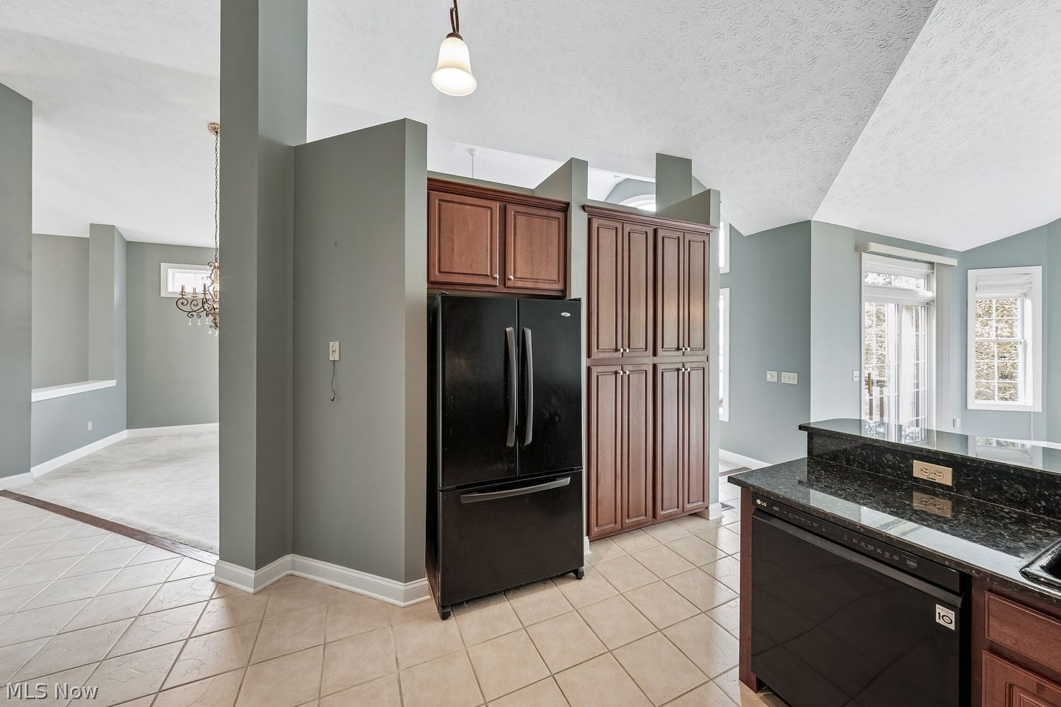 18456 Bunker Hill Drive Strongsville OH 44136
