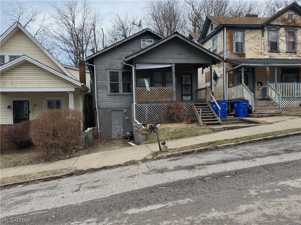 705 Minerva Street East Liverpool OH 43920