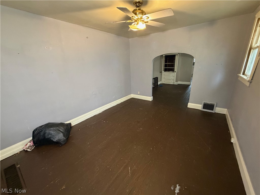 705 Minerva Street East Liverpool OH 43920