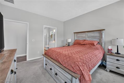 1025 Kadas Lane Wooster OH 44691