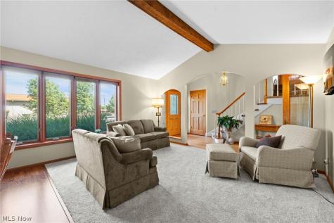 7288 Rita Drive Independence OH 44131