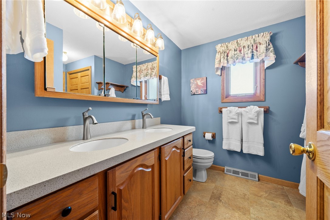 7288 Rita Drive Independence OH 44131