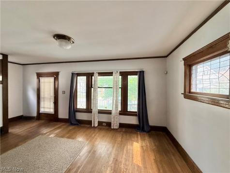 2013 Mayview Avenue Cleveland OH 44109