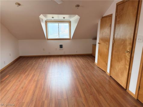 2013 Mayview Avenue Cleveland OH 44109