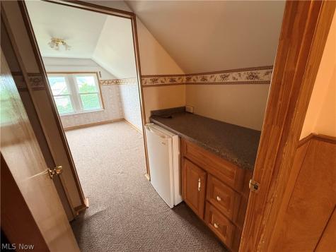 2013 Mayview Avenue Cleveland OH 44109