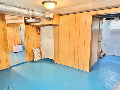 2013 Mayview Avenue Cleveland OH 44109