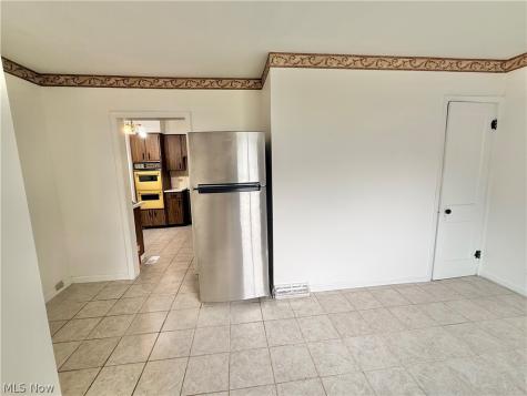 2013 Mayview Avenue Cleveland OH 44109