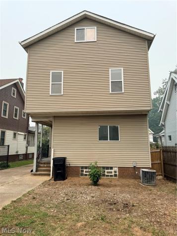 2013 Mayview Avenue Cleveland OH 44109