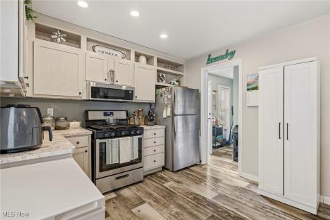 6962 Foxwood Drive SW Navarre OH 44662
