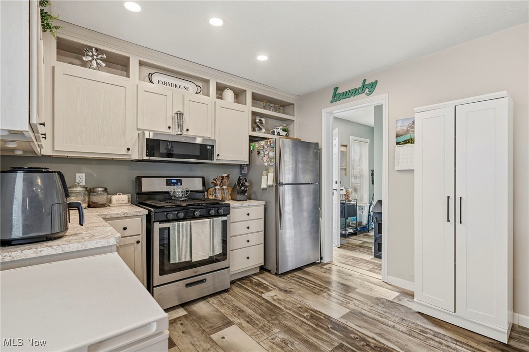 6962 Foxwood Drive SW Navarre OH 44662