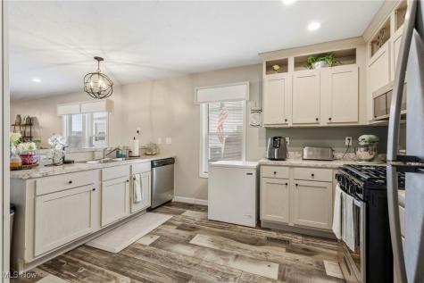 6962 Foxwood Drive SW Navarre OH 44662