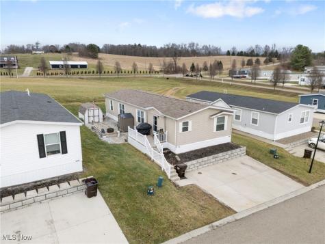 6962 Foxwood Drive SW Navarre OH 44662