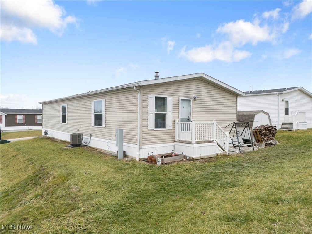 6962 Foxwood Drive SW Navarre OH 44662