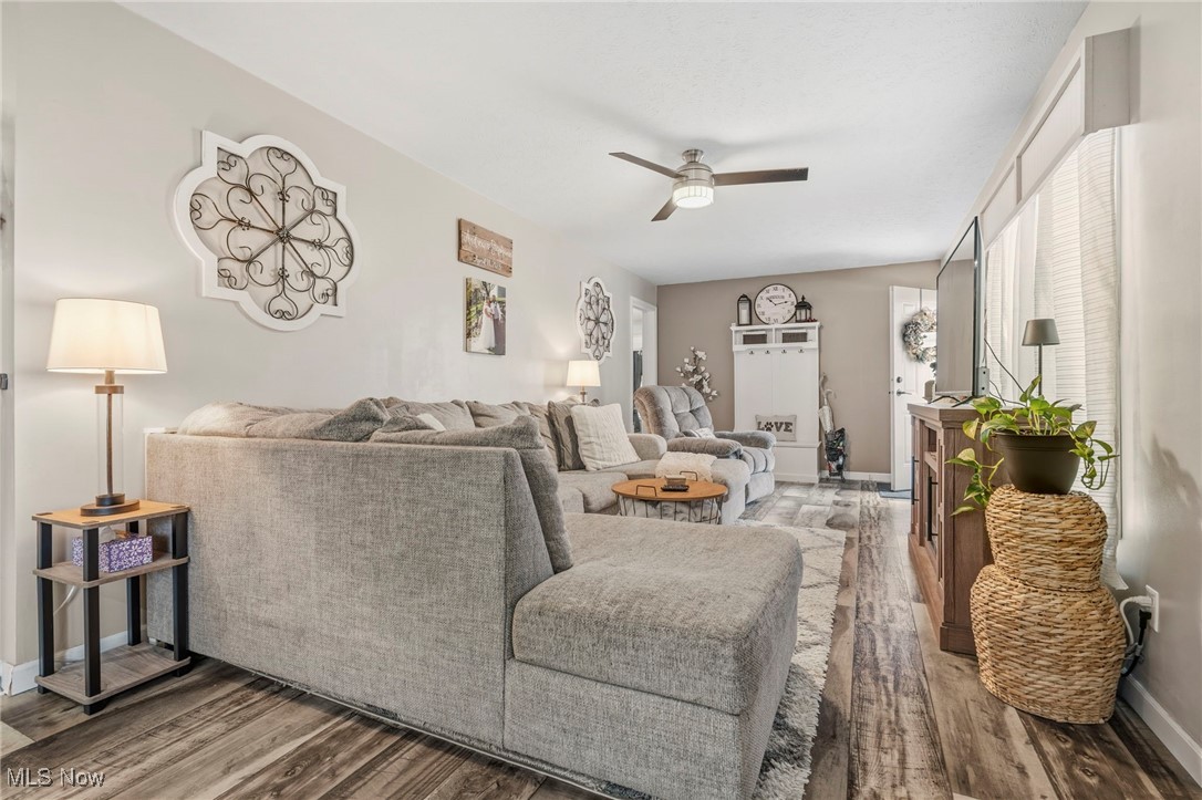6962 Foxwood Drive SW Navarre OH 44662