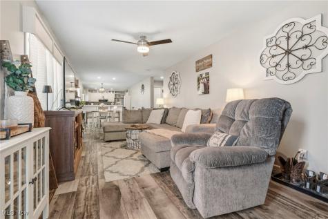 6962 Foxwood Drive SW Navarre OH 44662