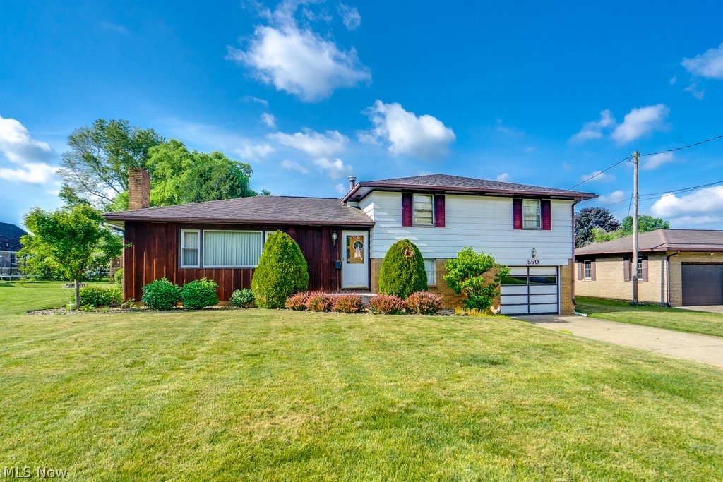 550 E Carrollton Street Magnolia OH 44643