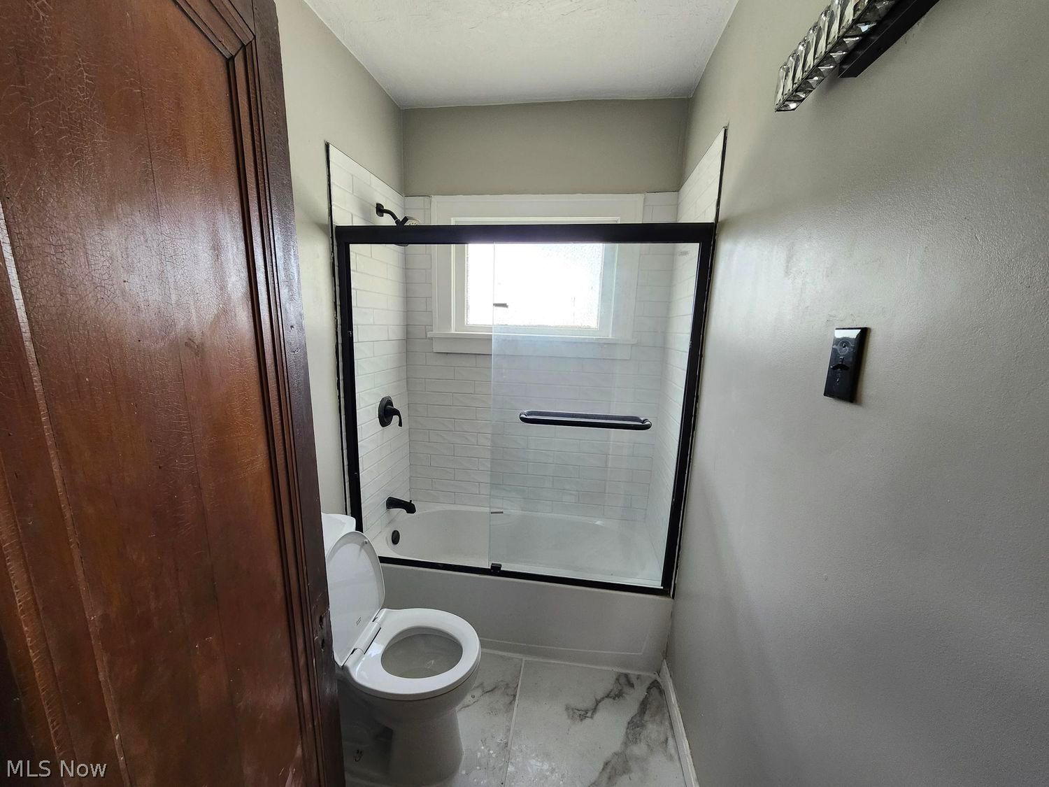 10905 Eliot Avenue Cleveland OH 44104
