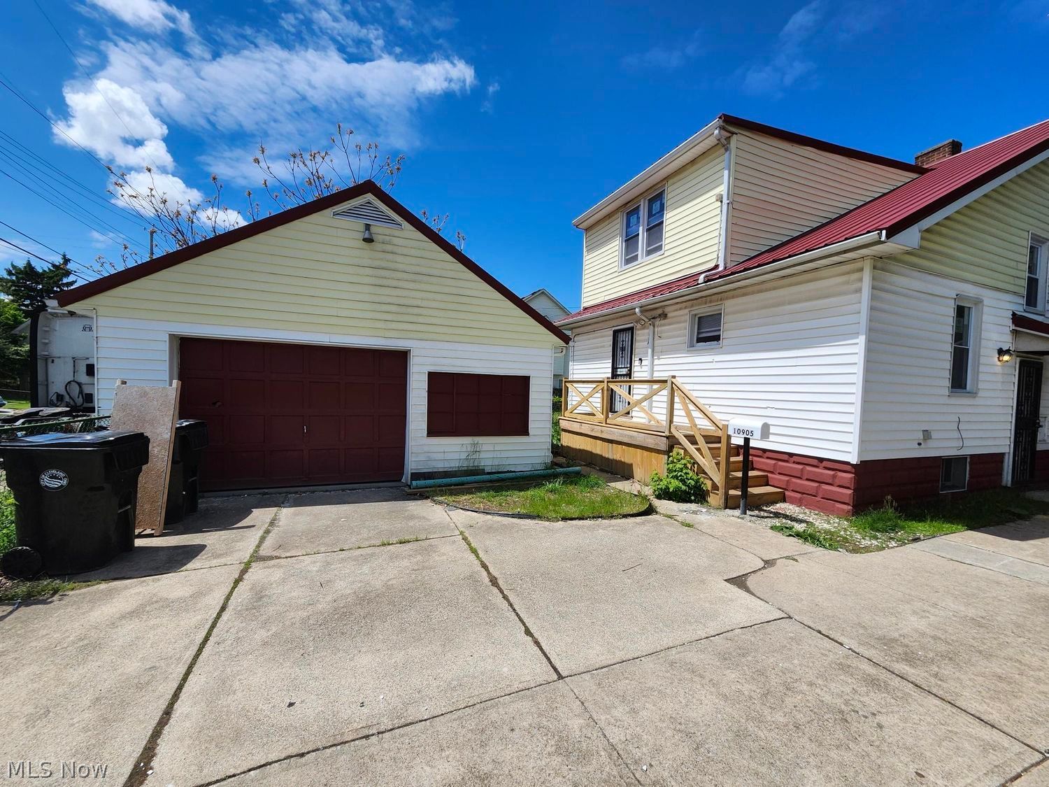 10905 Eliot Avenue Cleveland OH 44104