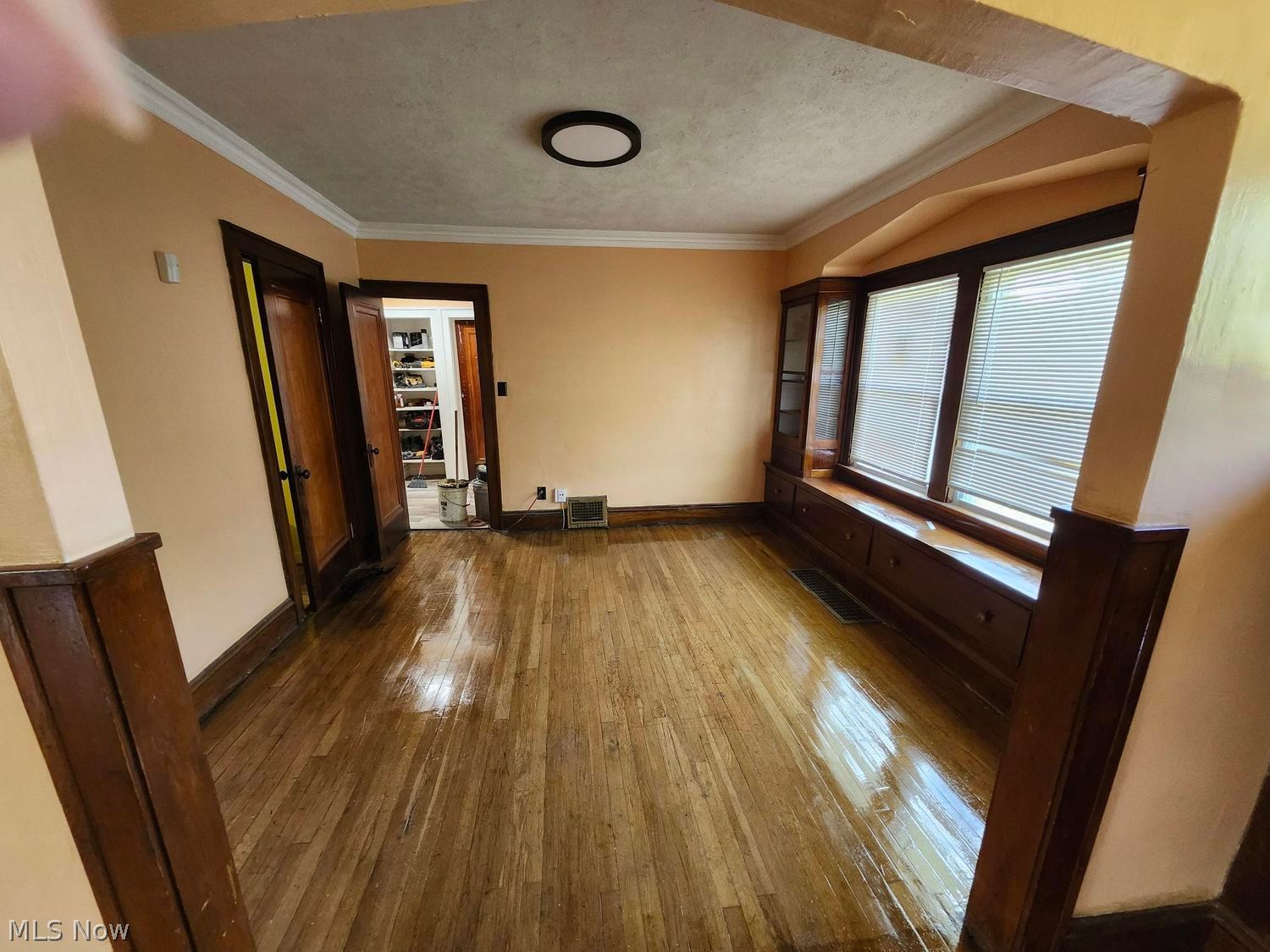 10905 Eliot Avenue Cleveland OH 44104