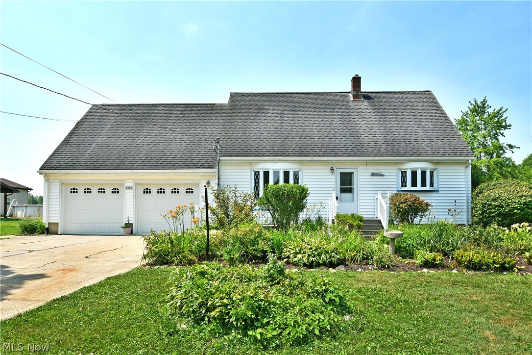 1393 Sunnyfield Avenue NW Warren OH 44481