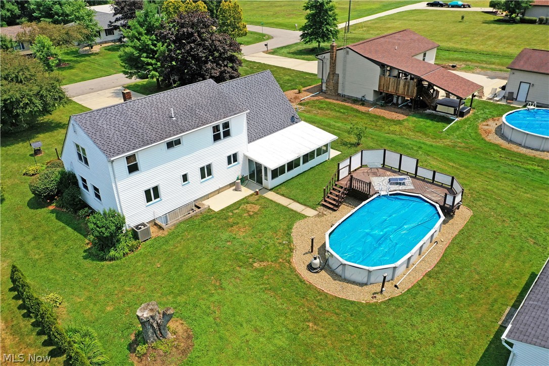 1393 Sunnyfield Avenue NW Warren OH 44481