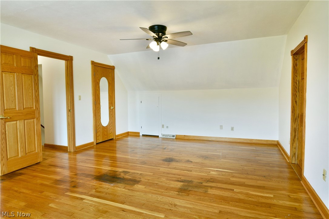1393 Sunnyfield Avenue NW Warren OH 44481