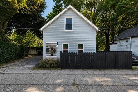 1963 Fulton Place Cleveland OH 44113