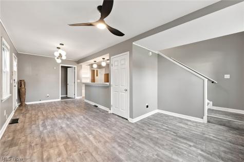 1963 Fulton Place Cleveland OH 44113